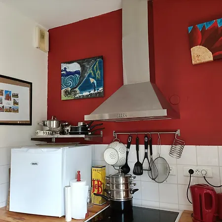 Le Cheval Blanc La Chartre Sur Le Loir Appartement Buitenkant foto